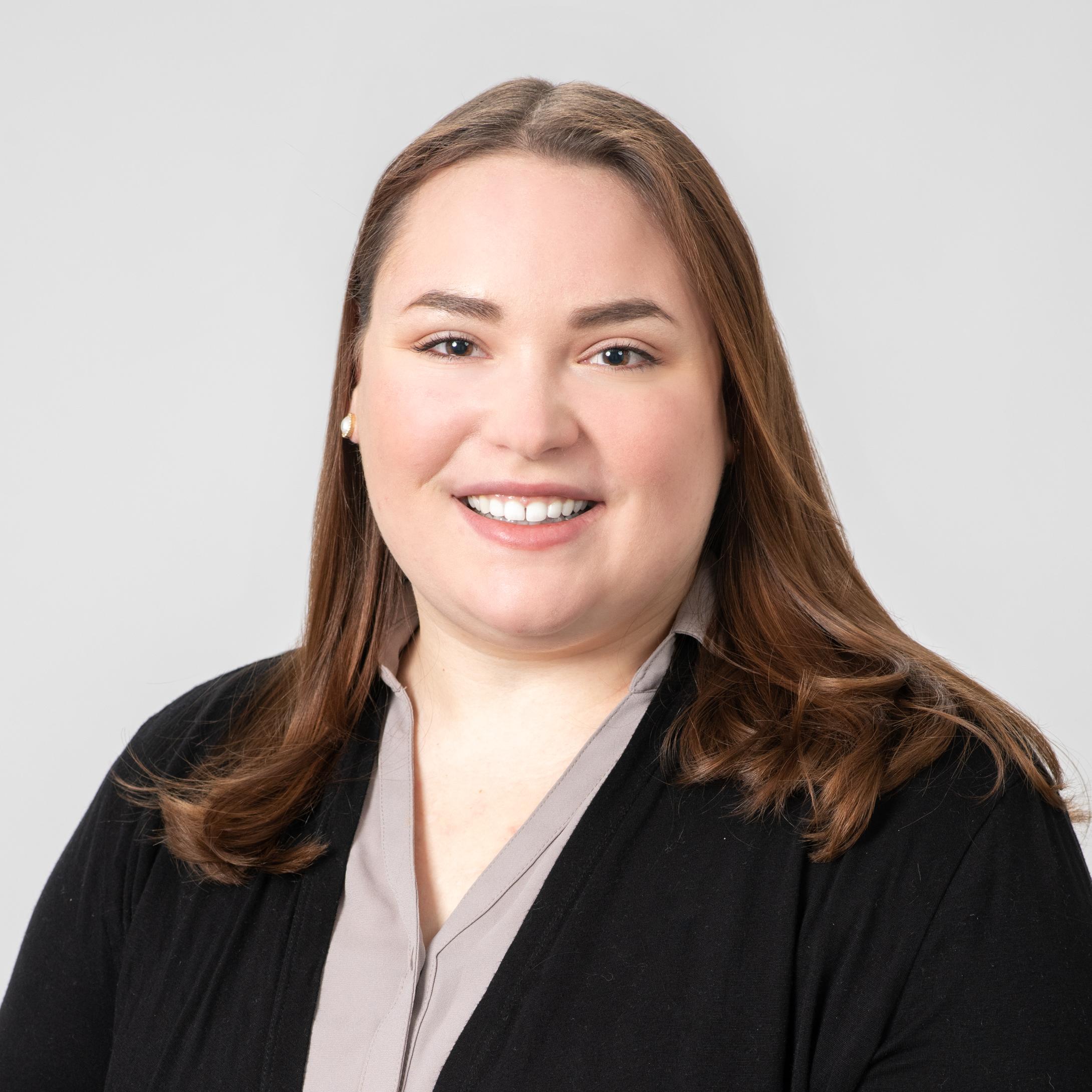 Emily Kells-Murphy Headshot