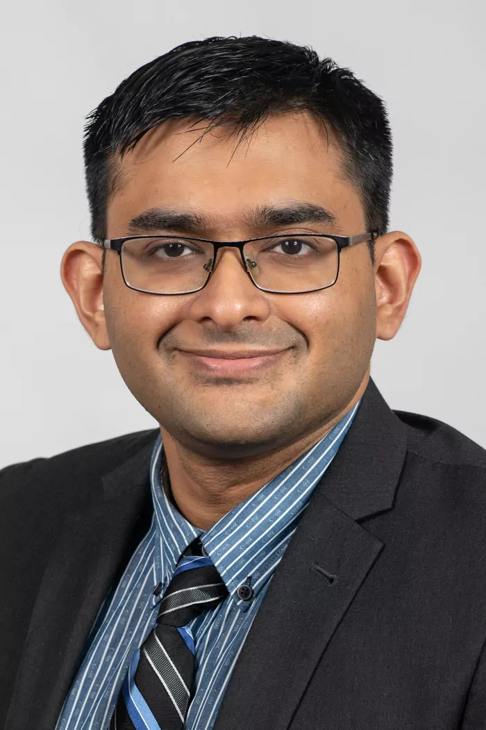 Rizvi_Syed Faraz-cropped-700x1050-f89ac79 branden garcia